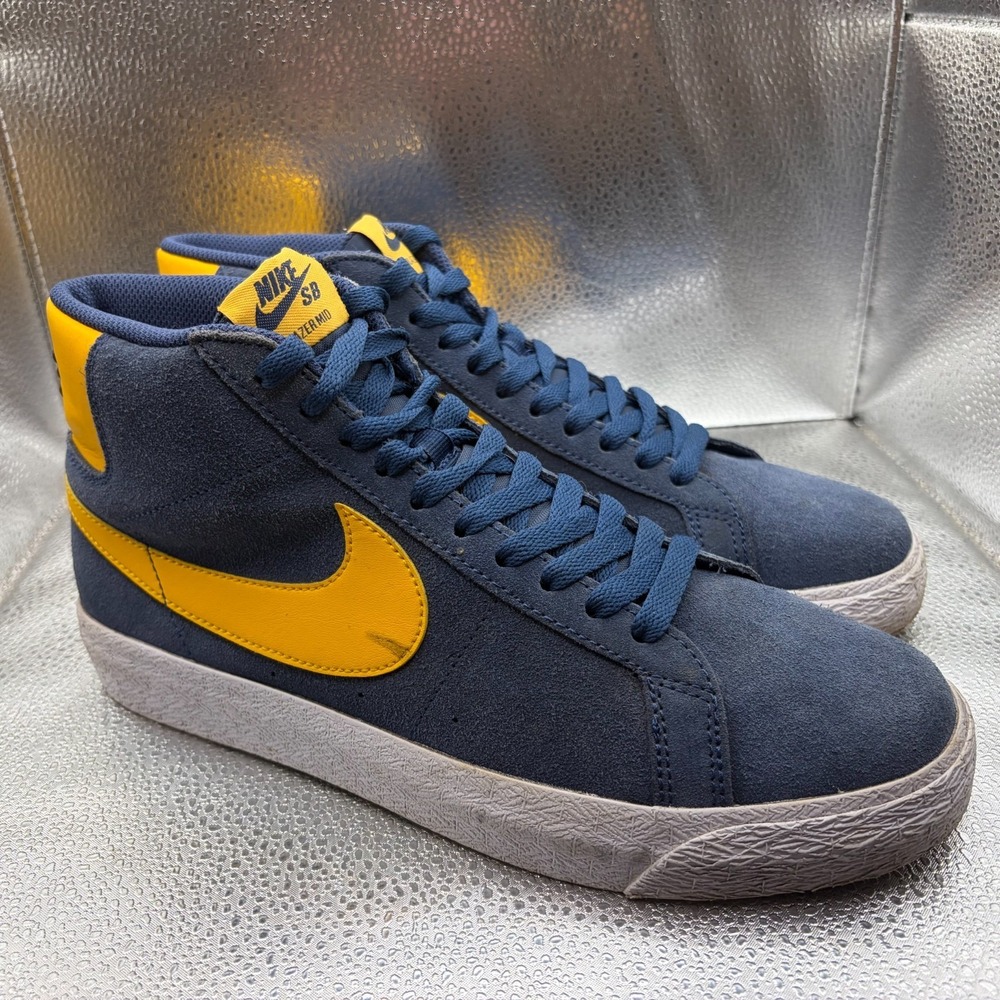 Size 8.5 Nike Zoom Blazer SB Michigan Navy Blue Yellow Mens Shoes 864349-402